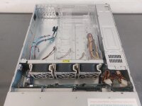 CSE-825TQ-R740LPB 2HE 8X 3,5" LFF SAS / S-ATA E-ATX RED. Rack Chassis
