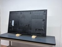 PN-E703 FHD 450cd/m² 70" UV2A LED Display Digital Signage Monitor