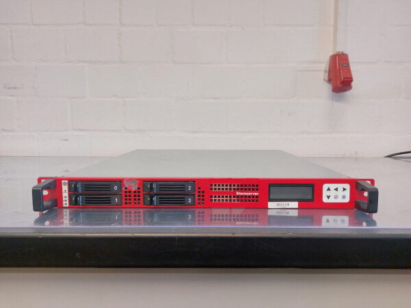 X10SLM+-LN4F Xeon E3-1245 V3 32GB DDR3 Adaptec 6405 4X 2,5" SFF Server